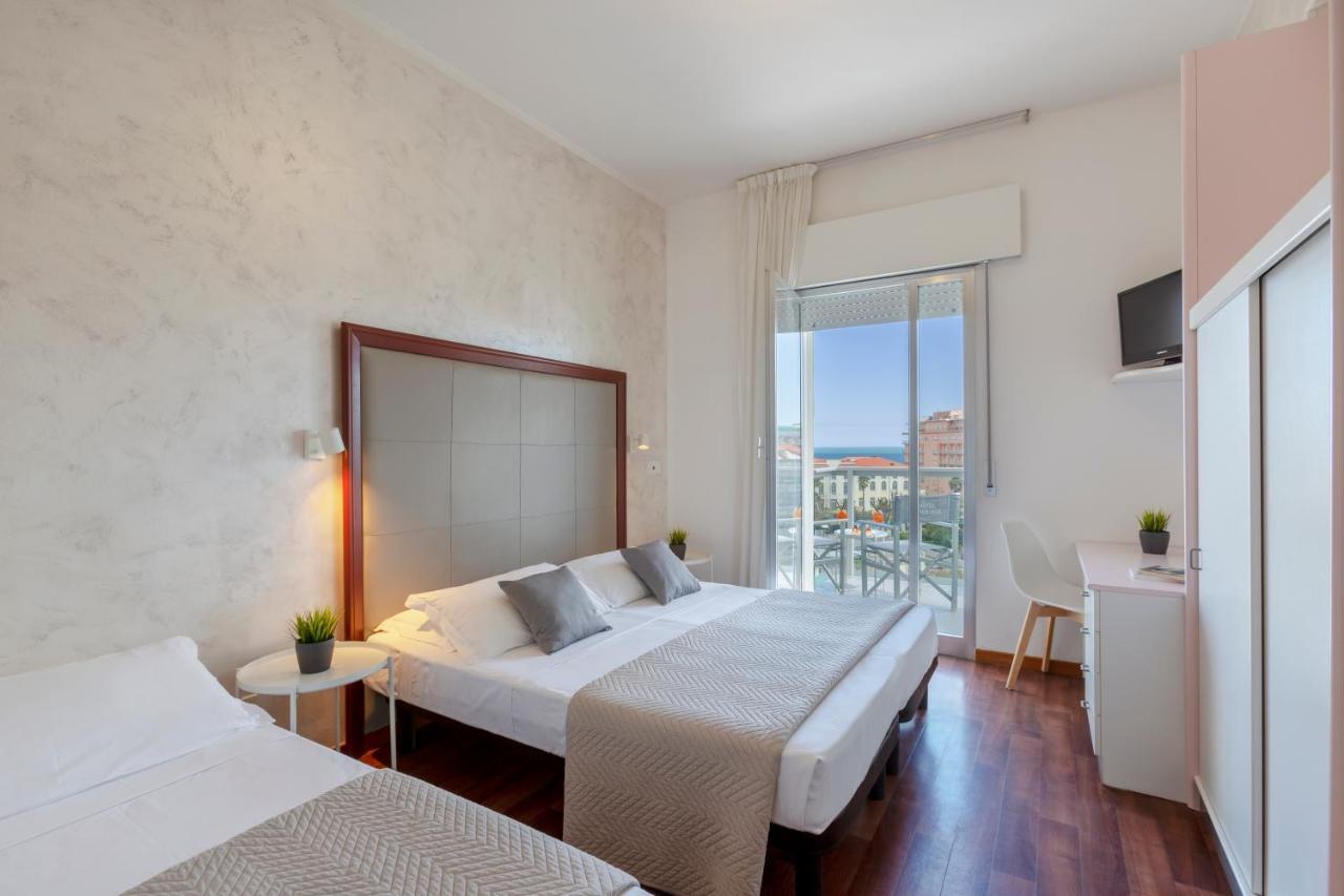 Hotel Imperiale Cattolica Esterno foto