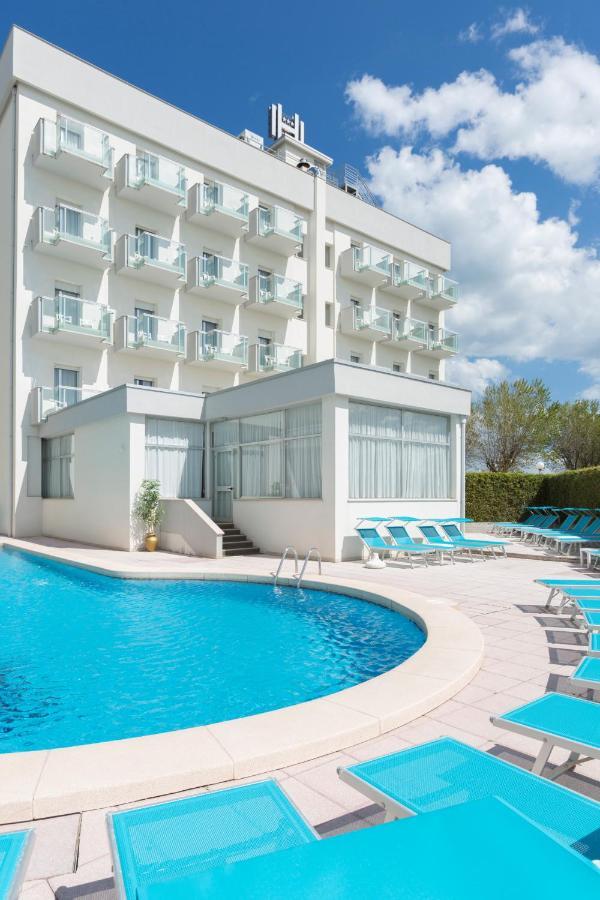 Hotel Imperiale Cattolica Esterno foto