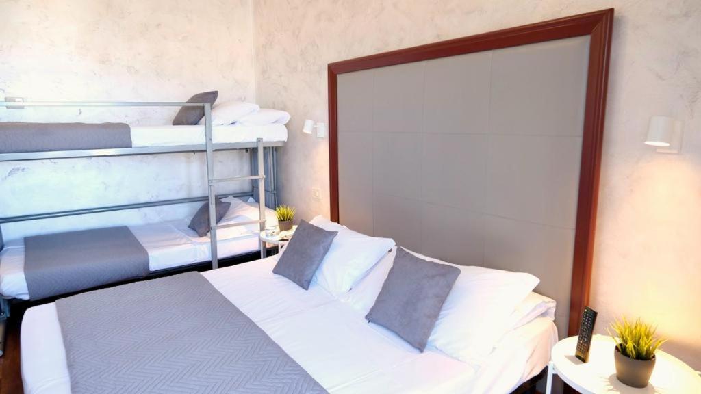 Hotel Imperiale Cattolica Esterno foto