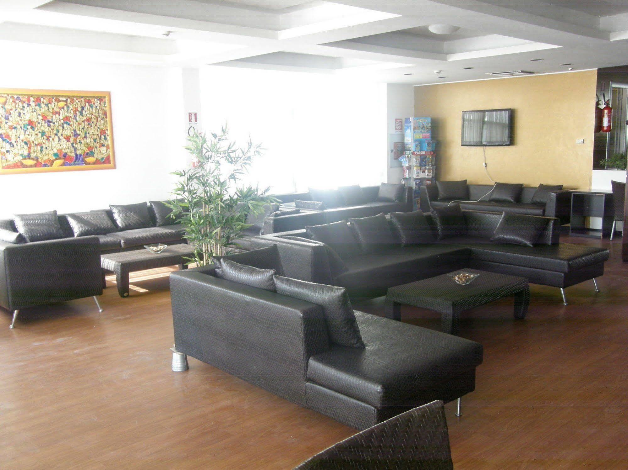Hotel Imperiale Cattolica Esterno foto